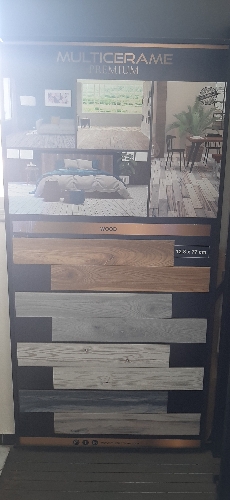 WOOD BLEU 77 M2